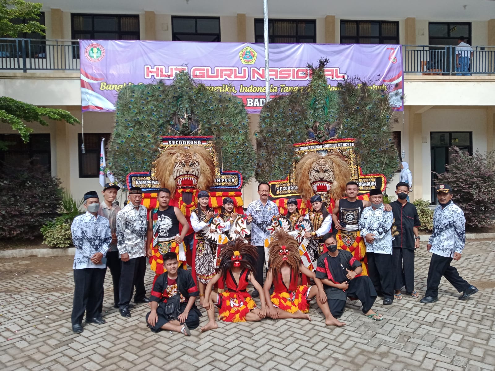 PERINGATAN HARI GURU 25 NOPEMBER 2021